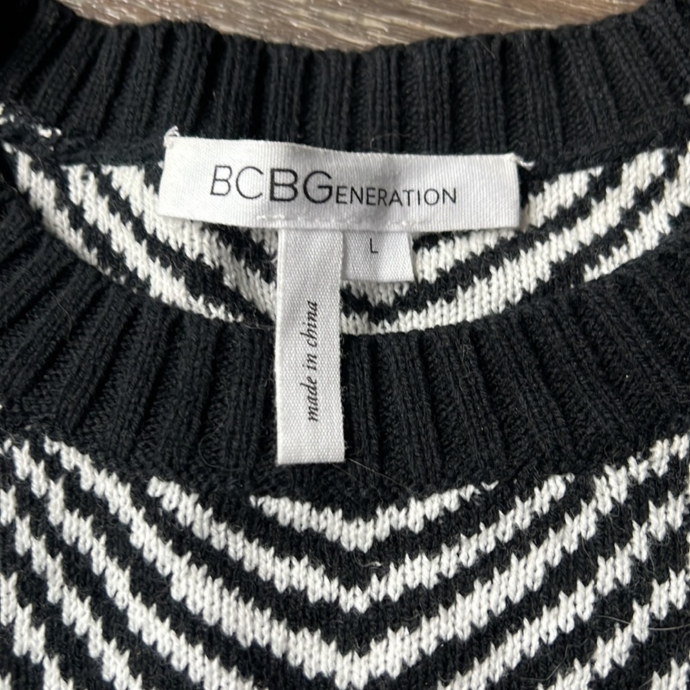 Patterned Sweater - image 2